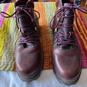 Camper boots